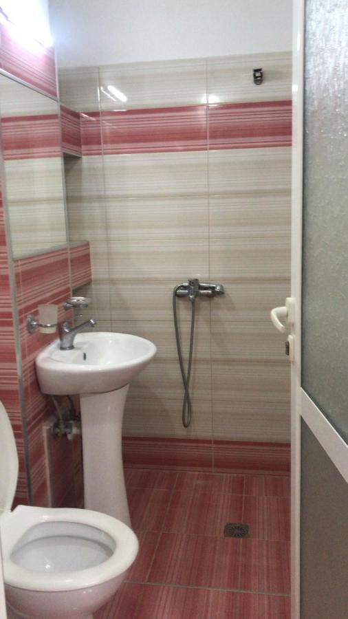 Apartament Roisin Sarande Ngoại thất bức ảnh