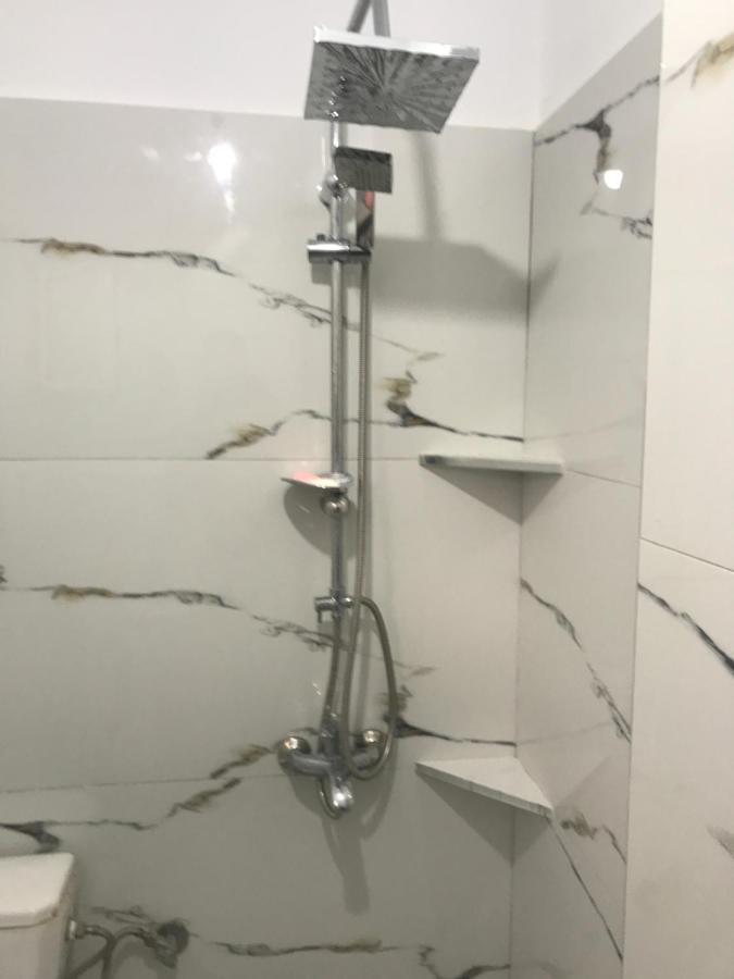 Apartament Roisin Sarande Ngoại thất bức ảnh