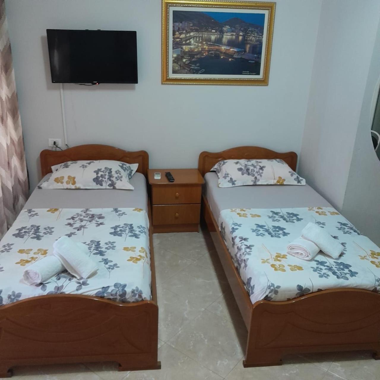 Apartament Roisin Sarande Ngoại thất bức ảnh